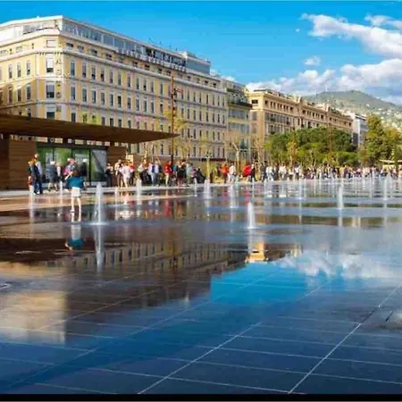 Nice-flat-nice