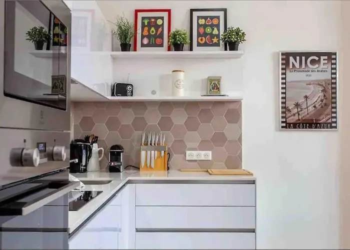 Nice-flat-nice